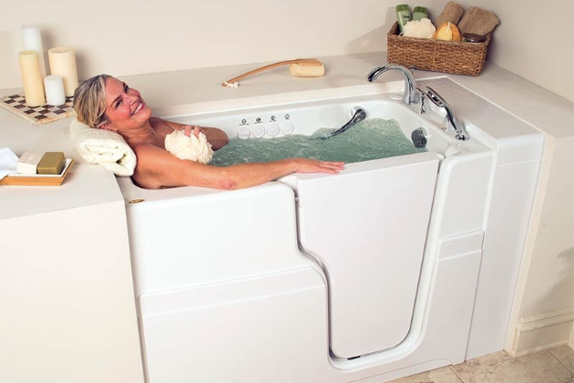 5 REASONS WHY YOU MUST HAVE A WALKIN TUB